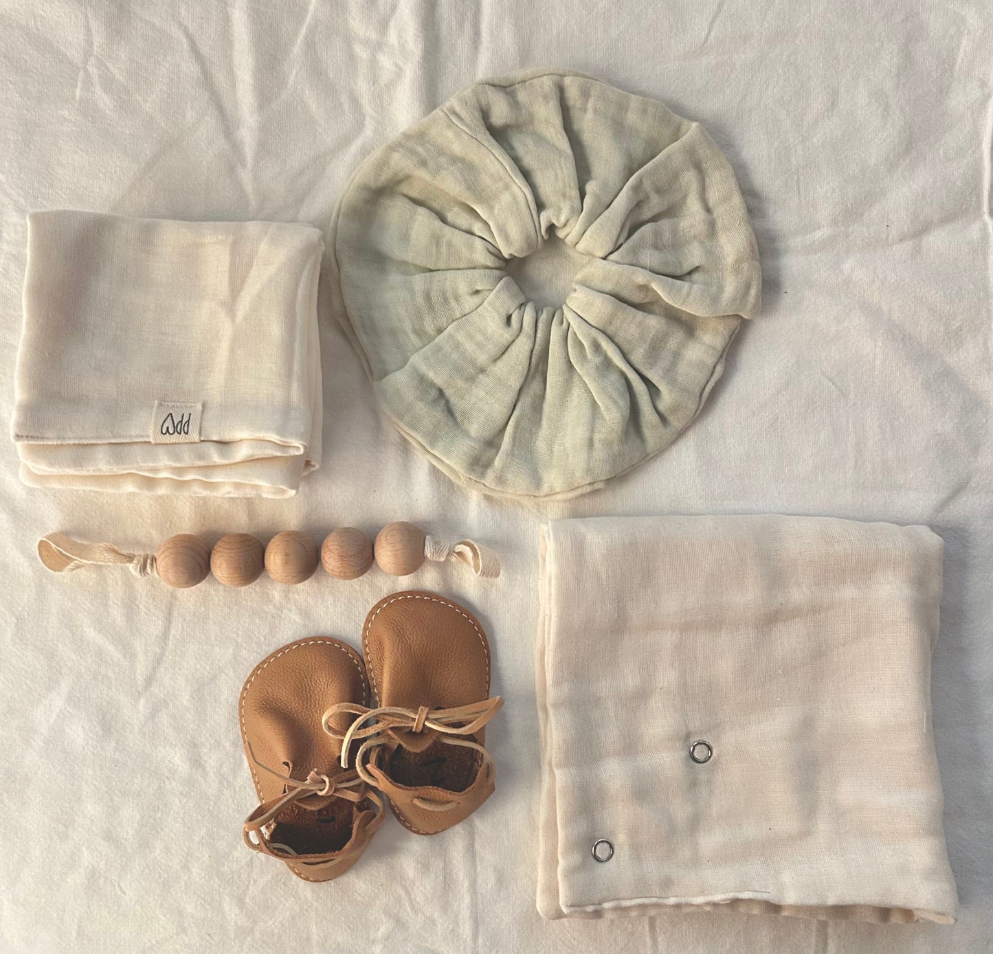 Heirloom bundle set #4 (valued at $158.95)