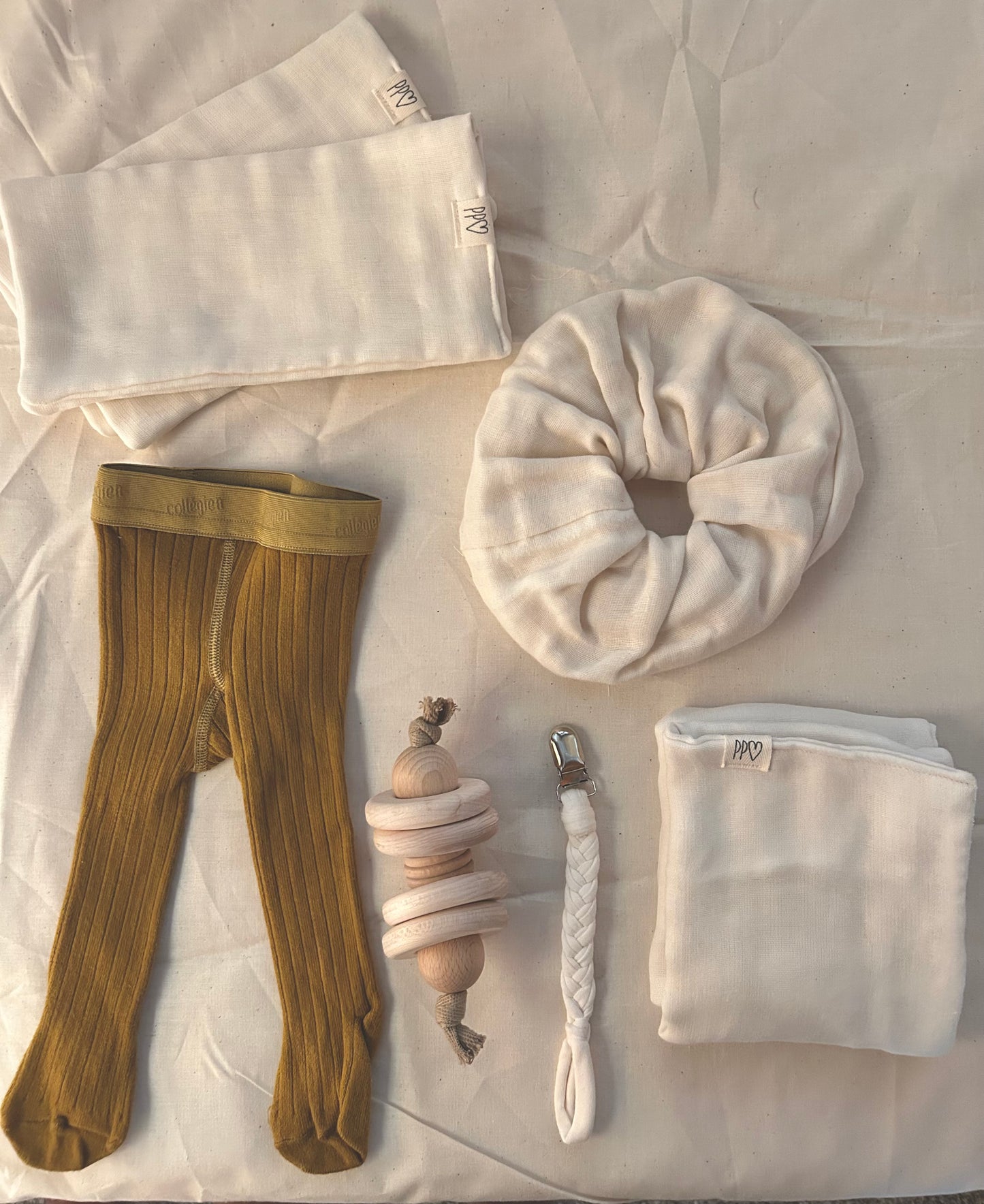 Heirloom bundle set #2(valued at $120)